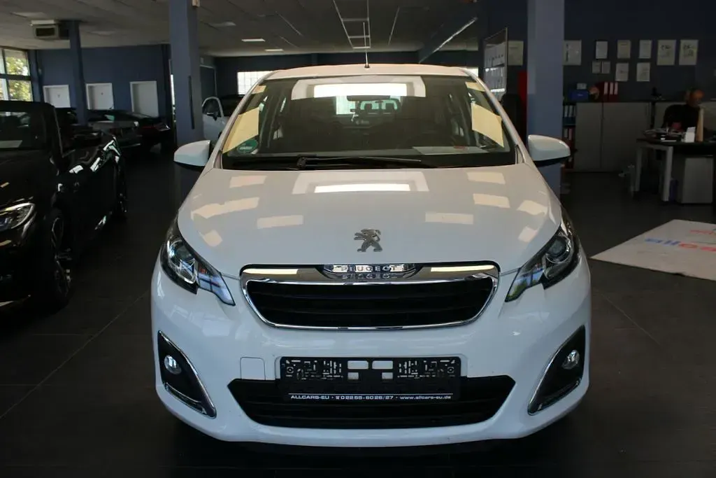 Gebraucht Peugeot 108 72 PS (52 kW) 2019 Weiß Limousine