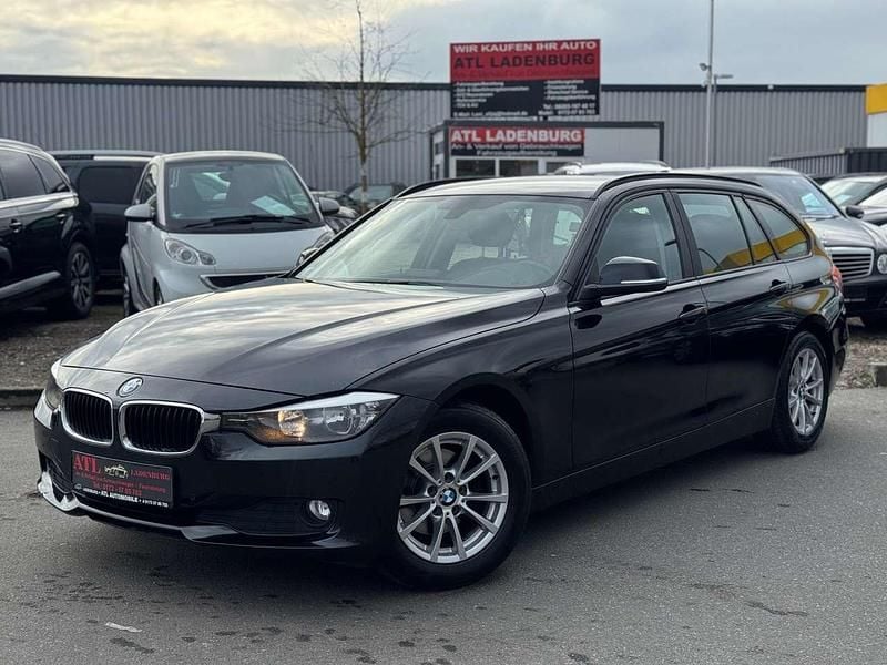 Schwarz Gebraucht 2013 BMW 316 Comfort Edition Kombi | 9.950 € (Fairer Preis) - Bild 1/4
