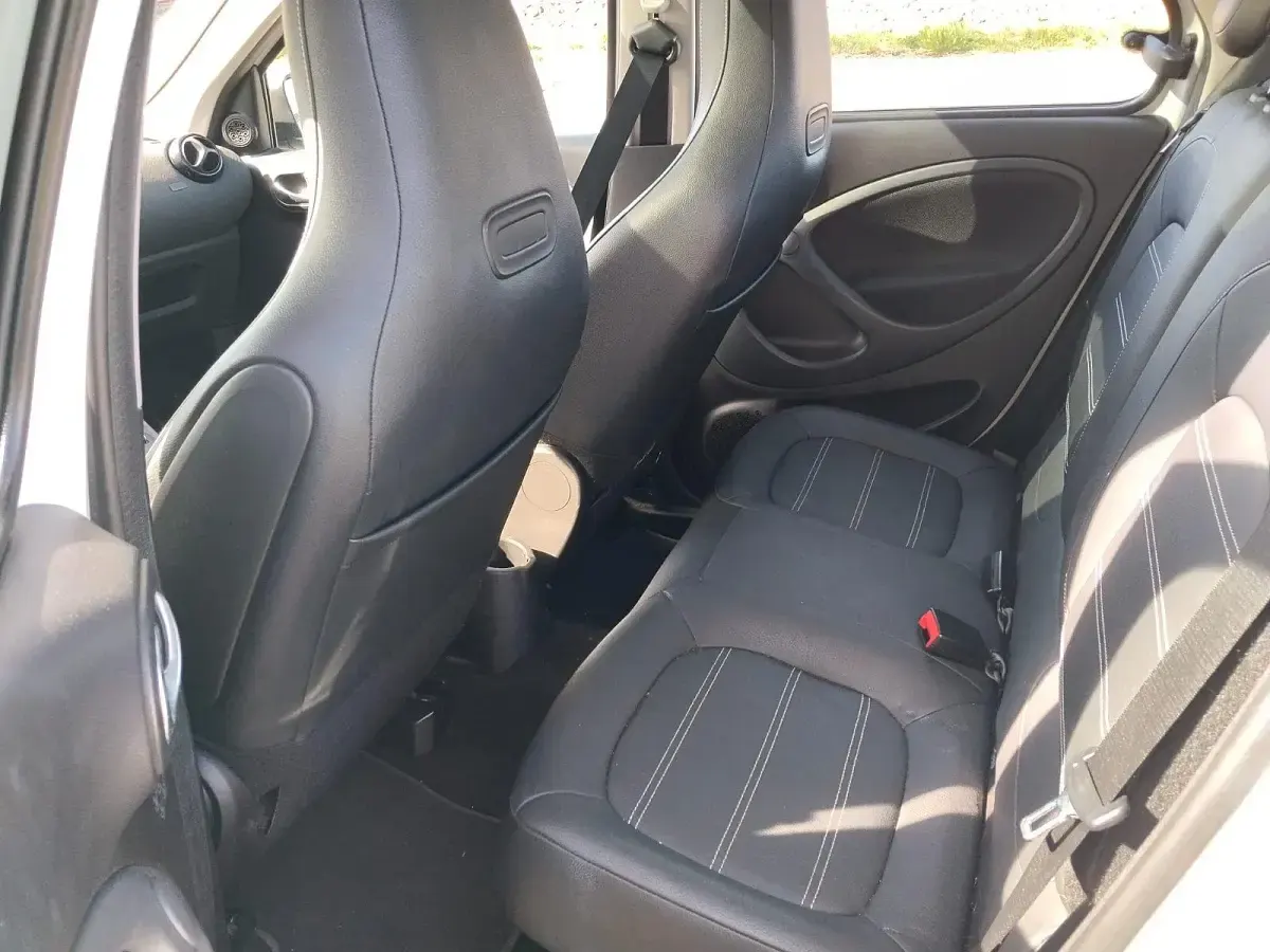 Usado Smart ForFour 90 HP (66 kW) 2016 Branco Citadino