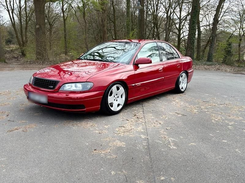 Gebraucht Opel Omega 180 PS (132 kW) 2000 Rot Limousine