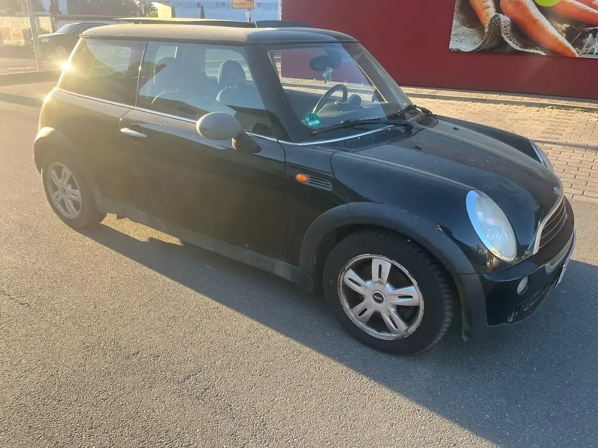 Usata Mini ONE 90 CV (66 kW) 2005 Nero Utilitaria