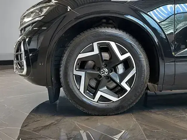 Gebraucht VW Touareg R-line 231 PS (169 kW) 2025 Schwarz SUV