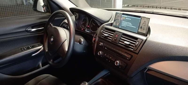 Gebraucht BMW 116 116 PS (85 kW) 2011 Schwarz Kleinwagen