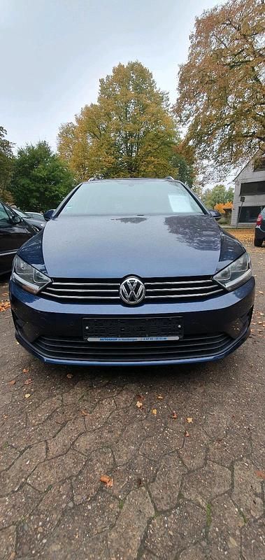 Blau Gebraucht 2015 VW Golf Sportsvan Van / Kleinbus | 10.499 € (Fairer Preis) - Bild 1/4