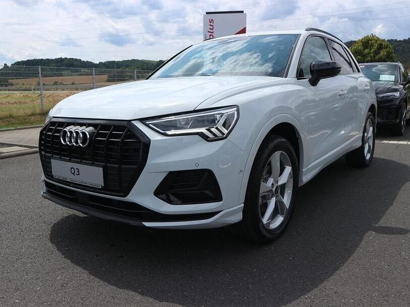 Gebraucht Audi Q3 Advanced 150 PS (110 kW) 2023 Gletscherweiß metallic SUV