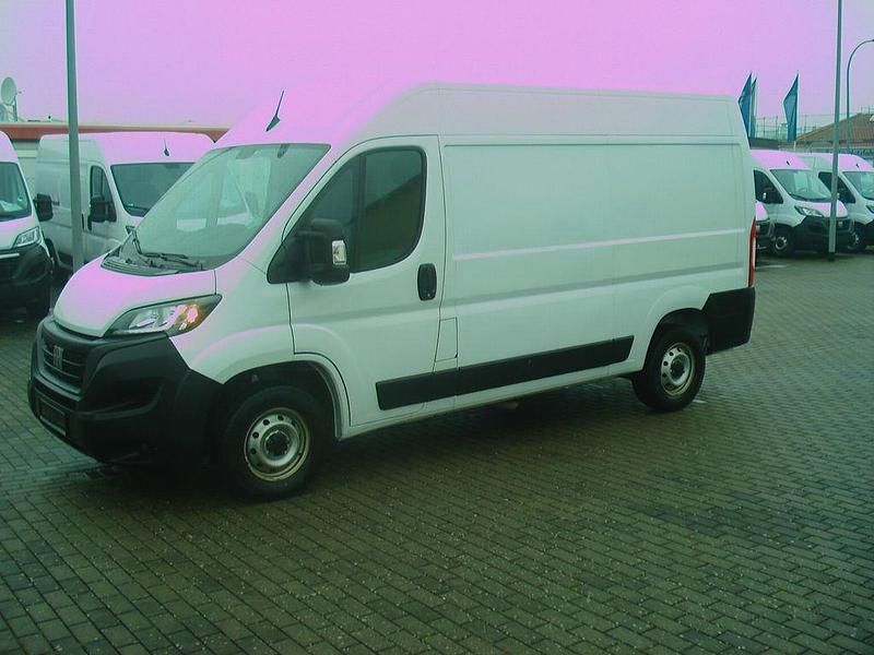 Gebraucht Fiat Ducato 120 PS (88 kW) 2023 Weiß Van