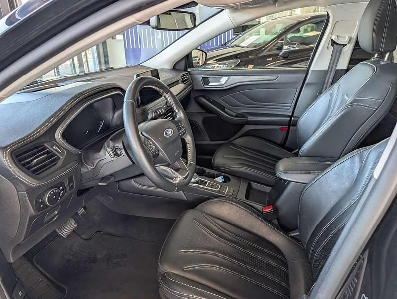Używany Ford Focus Vignale 150 KM (110 kW) 2020 Czarny Kombi