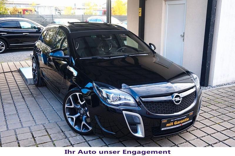 Schwarz Gebraucht 2016 Opel Insignia OPC Kombi | 18.750 € (Teuer) - Bild 1/4