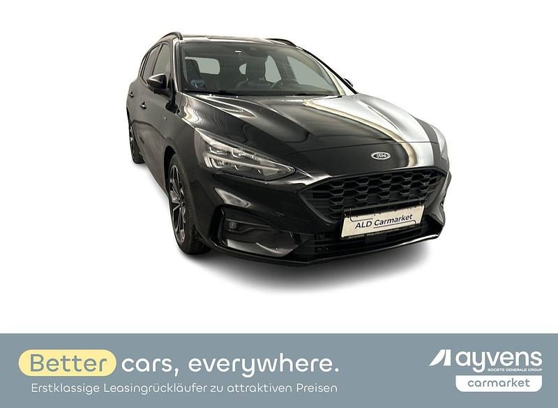 Lackierung: obsidianschwarz Gebraucht 2021 Ford Focus ST Kombi | 17.980 € (Fairer Preis) - Bild 1/4