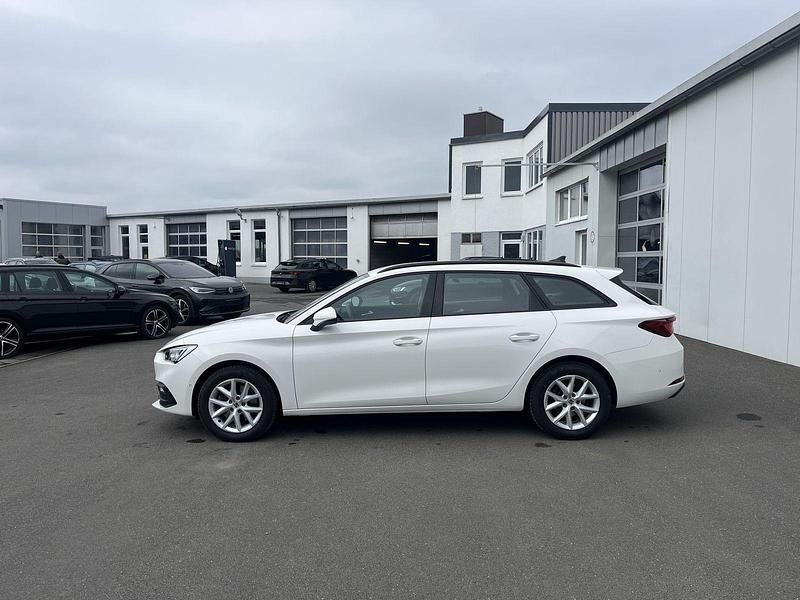 Gebraucht Seat Leon Style 150 PS (110 kW) 2022 Weiß Kombi