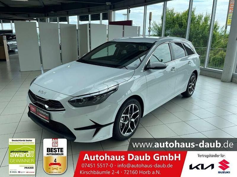 Neu Kia Ceed Sportswagon 140 PS (102 kW) 2025 Carraraweiss Kombi