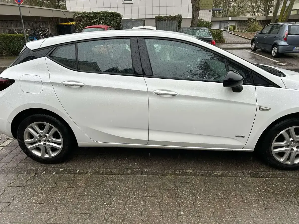 Gebraucht Opel Astra Design & Tech 131 PS (96 kW) 2021 Weiß Kleinwagen