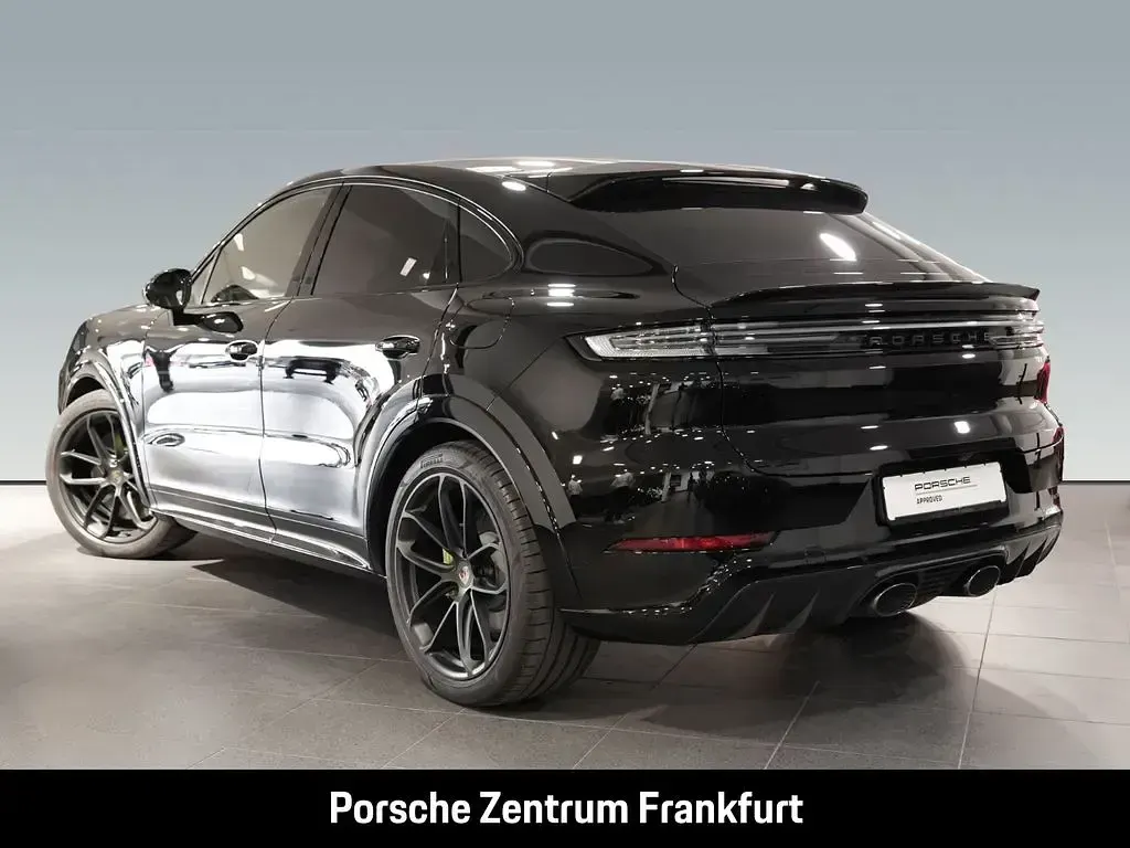 Gebraucht Porsche Cayenne Turbo E-Hybrid 740 PS (544 kW) 2024 Schwarz SUV