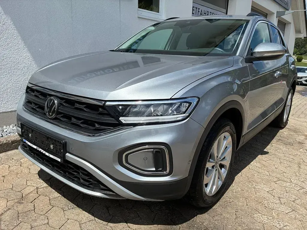 Gebraucht VW T-Roc 150 PS (110 kW) 2025 Pyritsilber metallic SUV