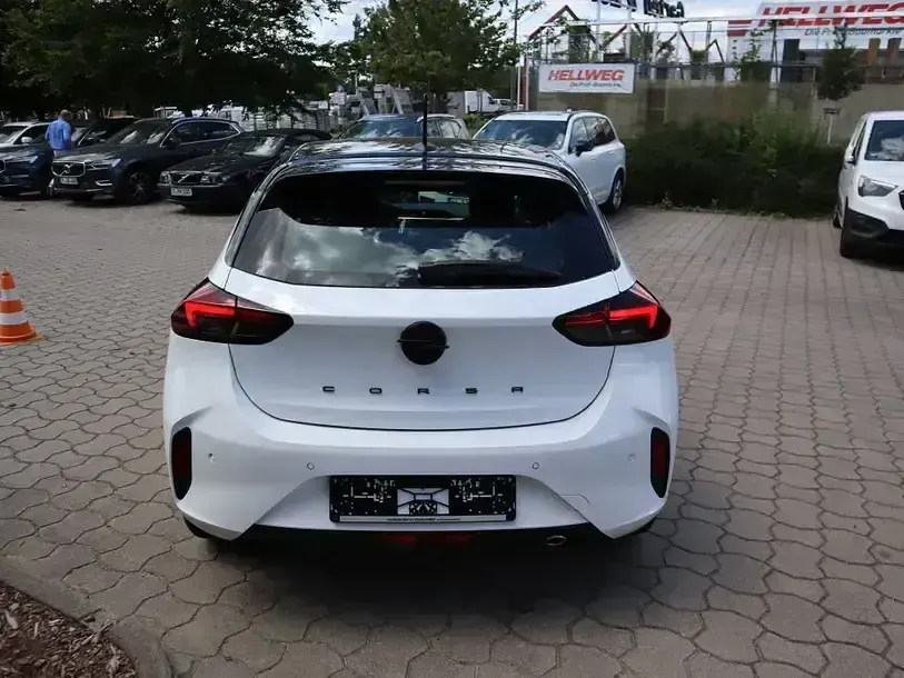 Brugt Opel Corsa 2024 Hvid Hatchback