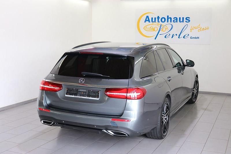 Gebraucht Mercedes E220 AMG line 194 PS (142 kW) 2020 Grau Limousine