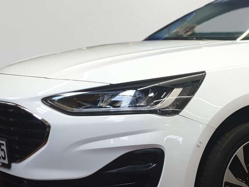 Gebraucht Ford Focus Titanium 116 PS (85 kW) 2025 Frostweiß Kombi