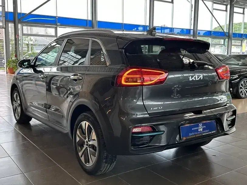 Gebraucht Kia e-Niro Premium 100 kW (136 PS) 2021 Grau SUV
