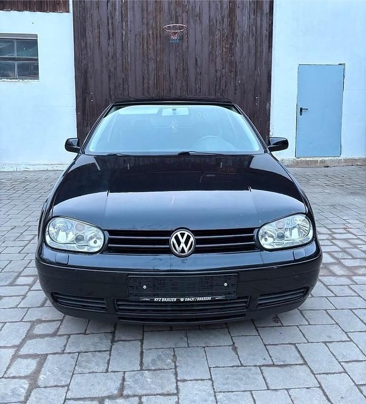 Gebraucht VW Golf IV 115 PS (84 kW) 2001 Schwarz Kleinwagen