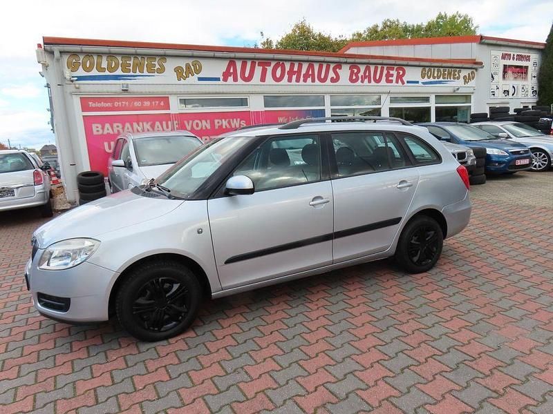 Silber Gebraucht 2008 Skoda Fabia Style Kleinwagen | 3.490 € (Etwas zu teuer) - Bild 1/4