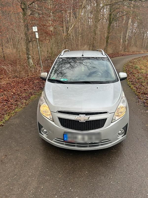 Silber Gebraucht 2011 Chevrolet Spark LS Kleinwagen | 2.890 € (Fairer Preis) - Bild 1/4
