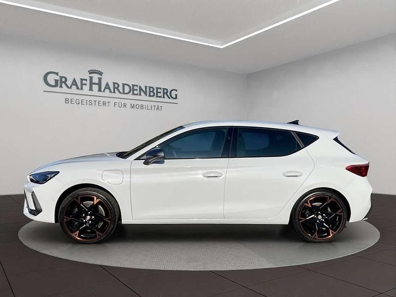 Neu Cupra Leon VZ 272 PS (200 kW) 2025 Mitternachtsschwarz Kombi