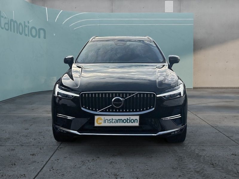 Gebraucht Volvo XC60 Plus 197 PS (144 kW) 2022 Schwarz SUV