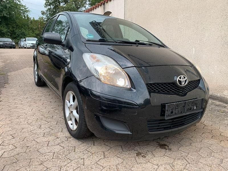 Gebraucht 2009 Toyota Yaris Cool Limousine | 2.800 € (Fairer Preis) - Bild 1/4