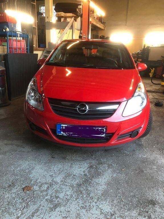 Gebraucht Opel Corsa Selection 60 PS (44 kW) 2009 Rot Kleinwagen