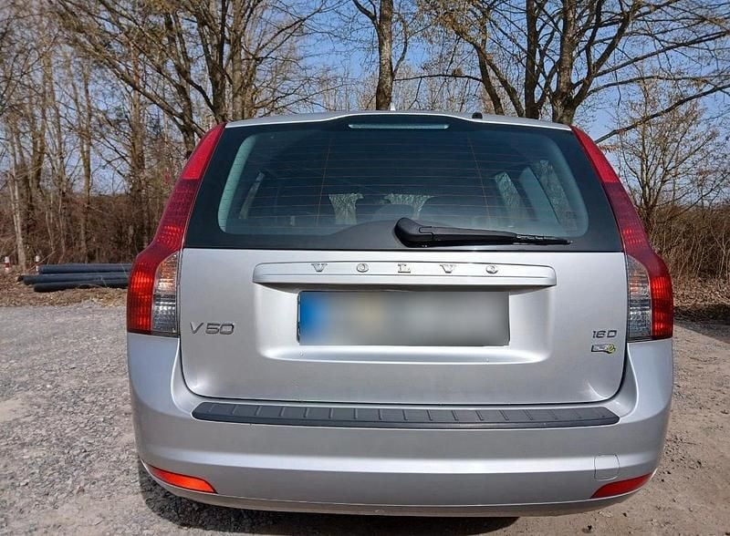 Gebraucht Volvo V50 109 PS (80 kW) 2009 Silber Kombi