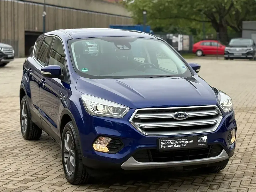 Usata Ford Kuga Trend 150 CV (110 kW) 2018 Blu SUV