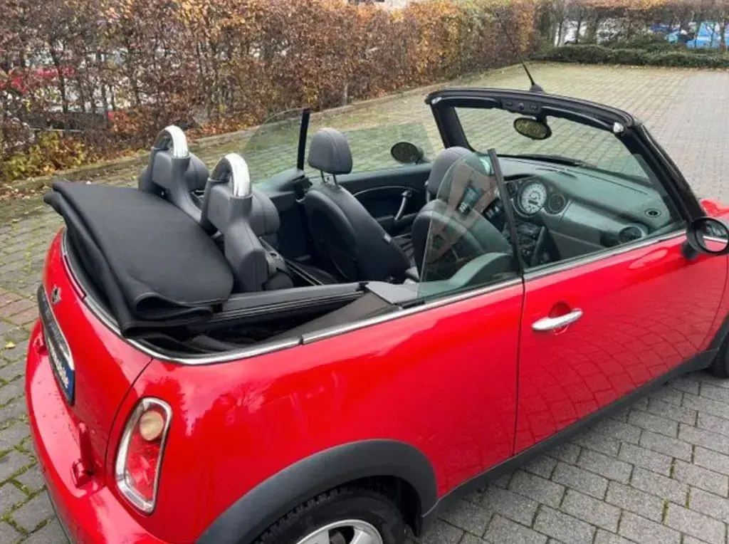 Gebraucht Mini One Cabriolet 90 PS (66 kW) 2008 Rot Cabrio