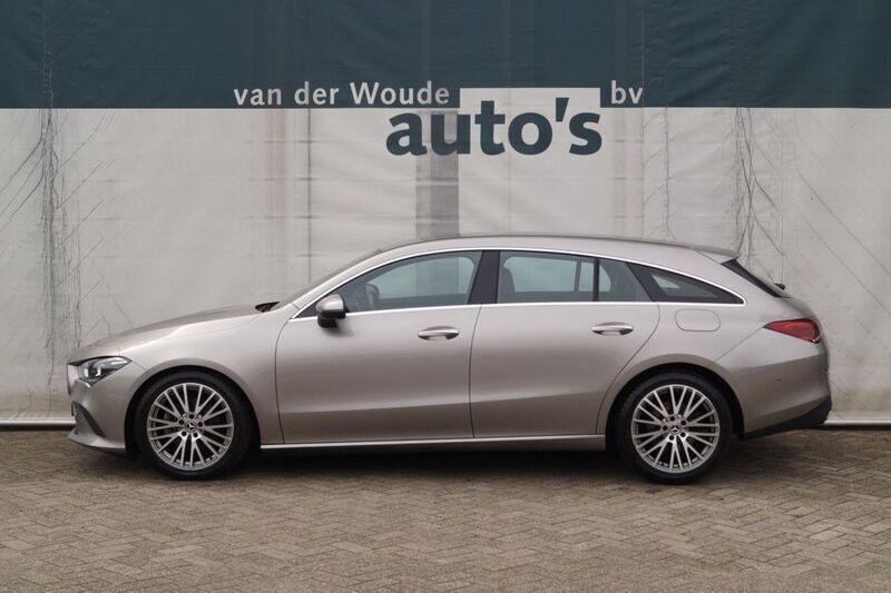 Grau Gebraucht 2020 Mercedes CLA200 Shooting Brake Business Kombi | 22.869 € (Fairer Preis) - Bild 1/4