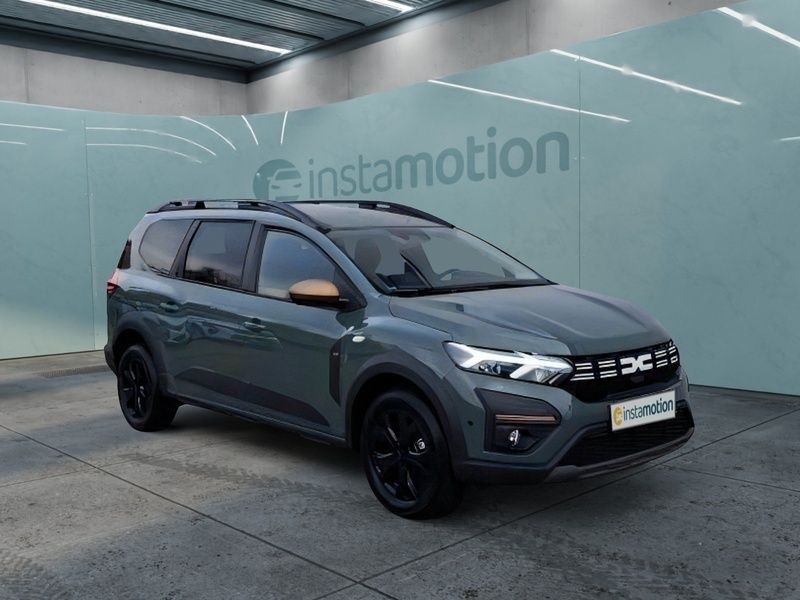 Grün Neu 2025 Dacia Jogger Extreme Van / Kleinbus | 23.885 € (Etwas zu teuer) - Bild 1/3