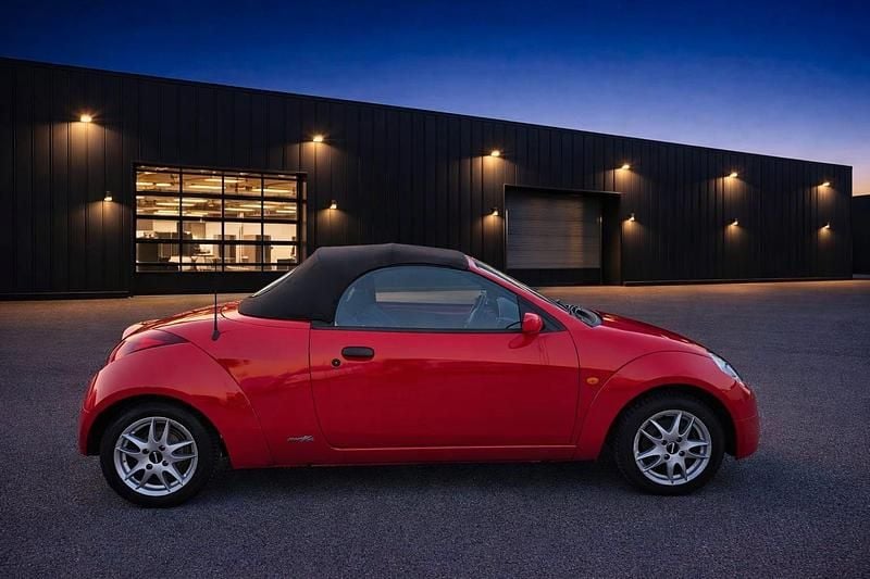 Gebraucht Ford SportKa 105 PS (77 kW) 2003 Rot Kleinwagen