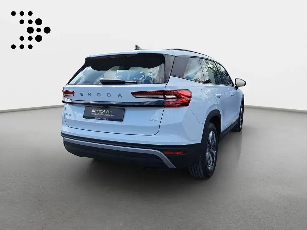 Gebraucht Skoda Kodiaq Selection 193 PS (141 kW) 2025 Moonweiss metallic SUV