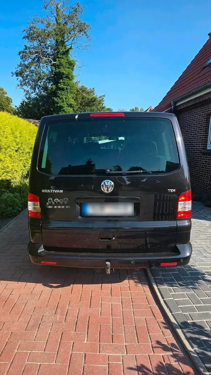 Gebraucht VW Multivan 131 PS (96 kW) 2007 Schwarz Van / Kleinbus