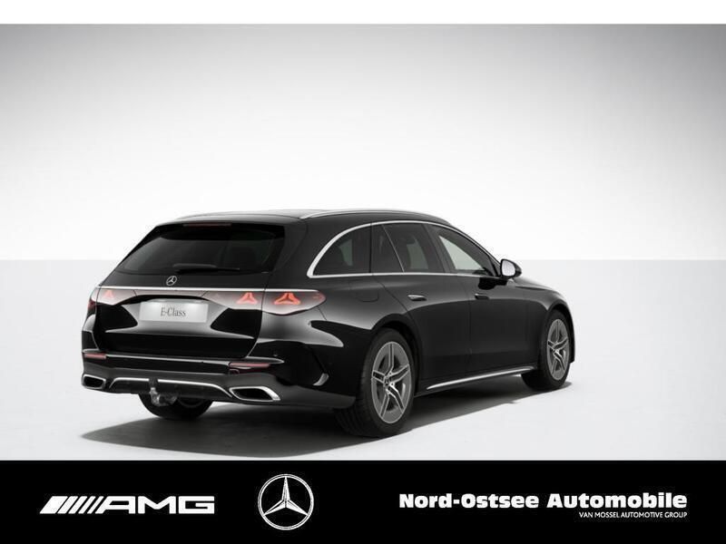 Gebraucht Mercedes E220 AMG 163 PS (119 kW) 2024 Andere farbe Kombi