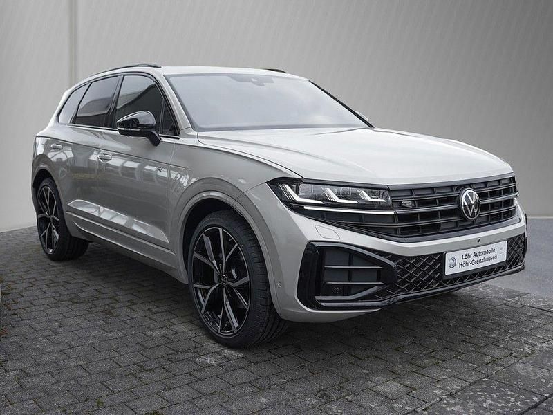 Gebraucht VW Touareg R-line 286 PS (210 kW) 2025 Sechura beige metallic SUV