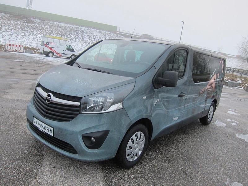 Gebraucht Opel Vivaro 140 PS (102 kW) 2016 Schwarz Van / Kleinbus