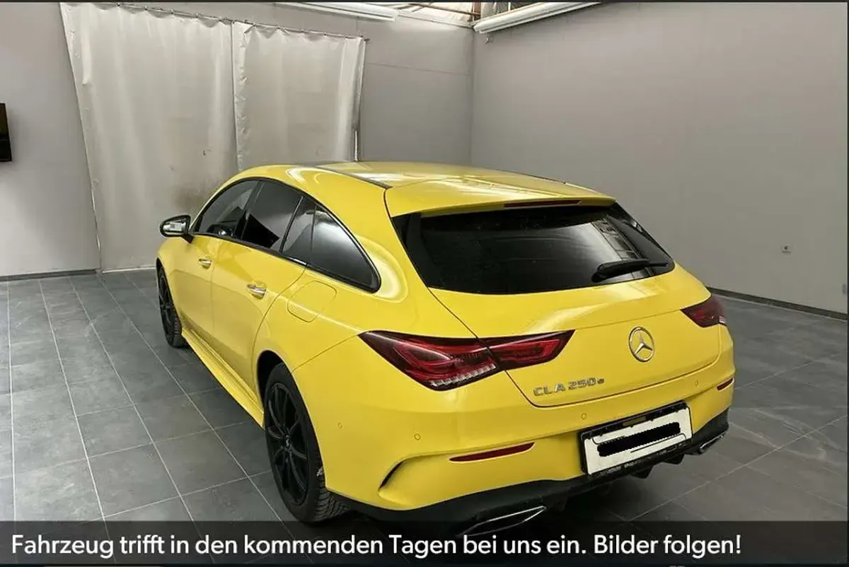 Gebraucht Mercedes CLA250 AMG line 160 PS (117 kW) 2021 Sonnengelb Limousine