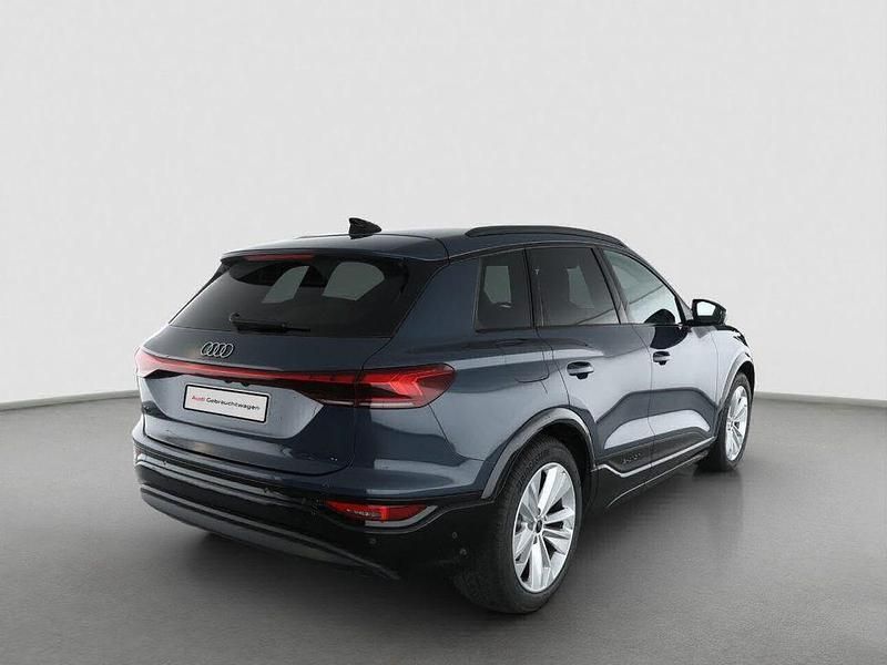 Gebraucht Audi Q6 e-tron Ambiente 185 kW (252 PS) 2025 Plasmablau SUV