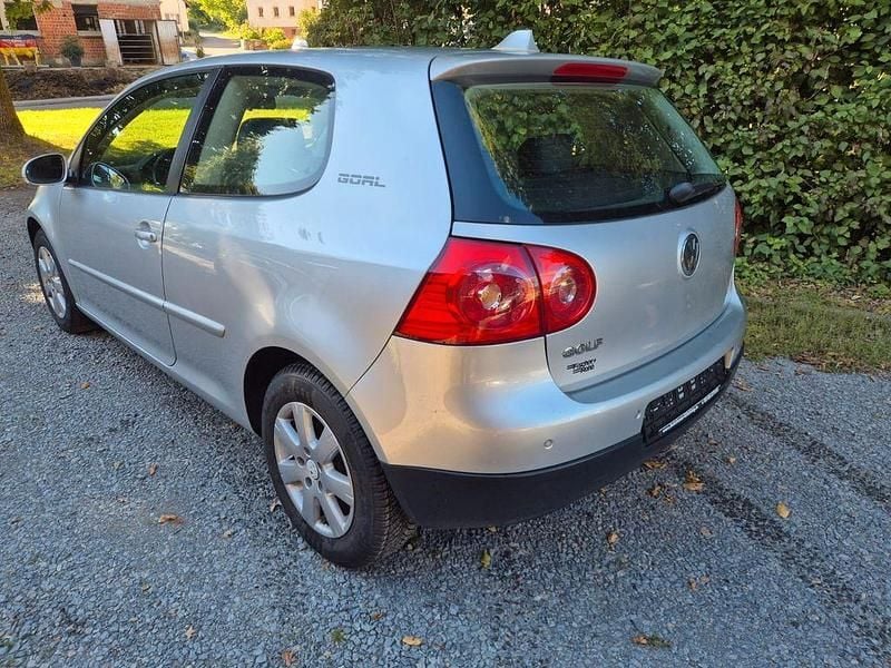 Gebraucht VW Golf IV Goal 75 PS (55 kW) 2006 Silber Limousine
