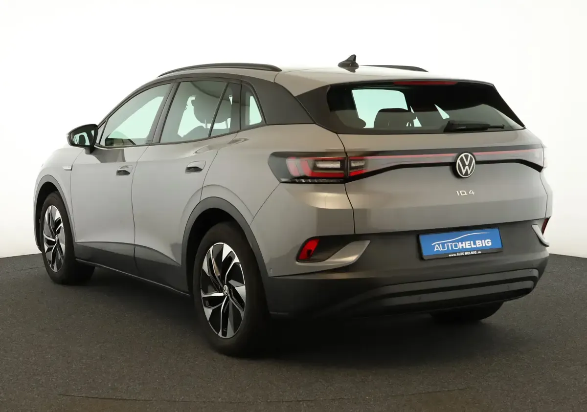 Gebraucht VW ID.4 Pro Performance 150 kW (204 PS) 2022 Mondsteingrau SUV
