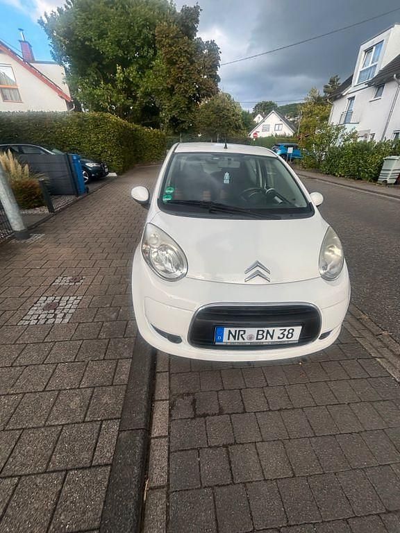 Gebraucht Citroën C1 Style 68 PS (50 kW) 2010 Weiß Kleinwagen