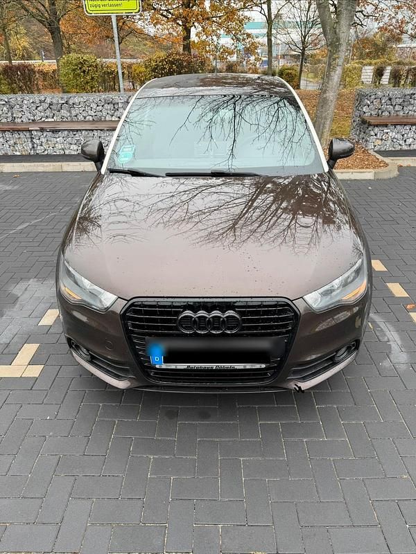 Beige Gebraucht 2012 Audi A1 Comfort Kleinwagen | 8.500 € (Fairer Preis) - Bild 1/4