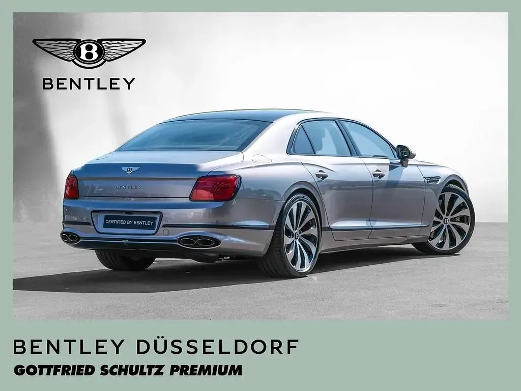 Gebraucht Bentley Flying Spur 551 PS (405 kW) 2022 Silber Limousine