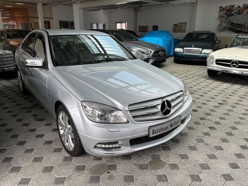 Iridiumsilber metalliclack (metallic) Gebraucht 2007 Mercedes C200 Avantgarde Limousine | 10.600 € (Etwas zu teuer) - Bild 1/4
