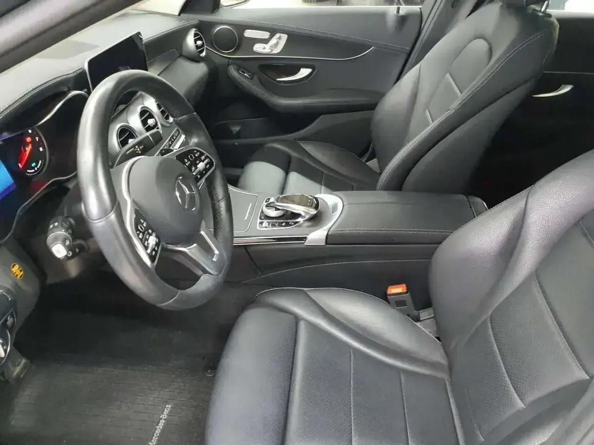 Gebraucht Mercedes E300 Avantgarde 320 PS (235 kW) 2021 Selenitgrau  metalliclack Kombi