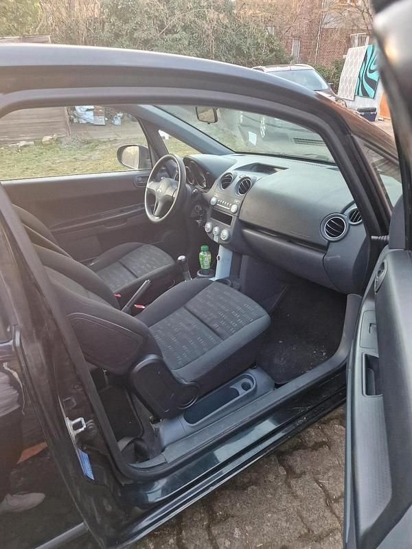 Gebraucht Mitsubishi Colt 75 PS (55 kW) 2006 Schwarz Kleinwagen